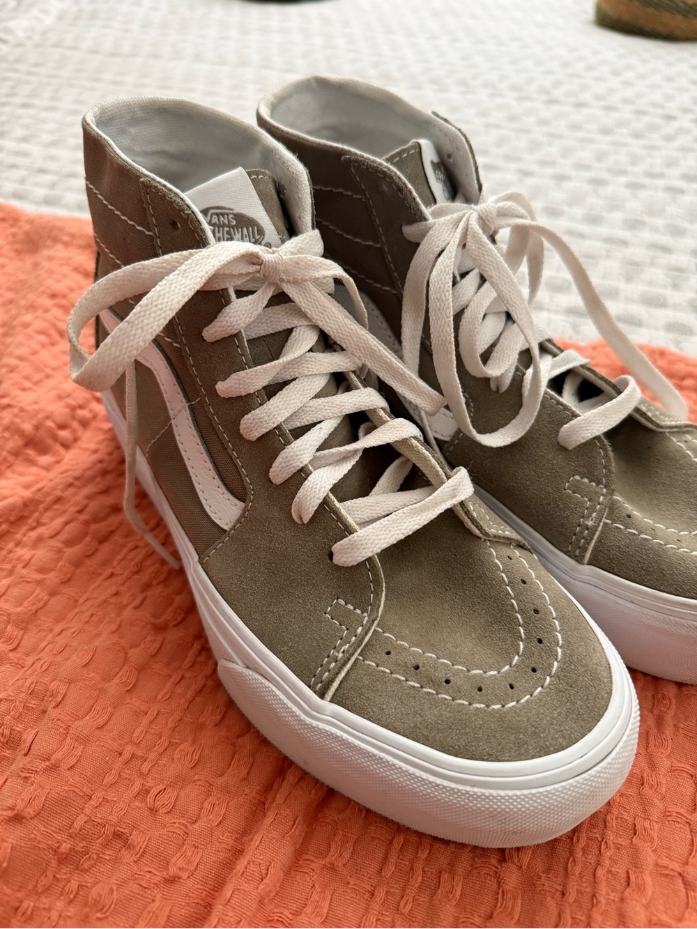 Vans SK8-Hi platform Hi-Top Suede Sneakers in Taupe and White